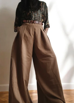 Pantalone a palazzo beige, marque: Made In Italy, état: Très bon état, taille: M / 38 / 10, 19,00 €, 20,65 € Protection acheteurs (Pro) incluse