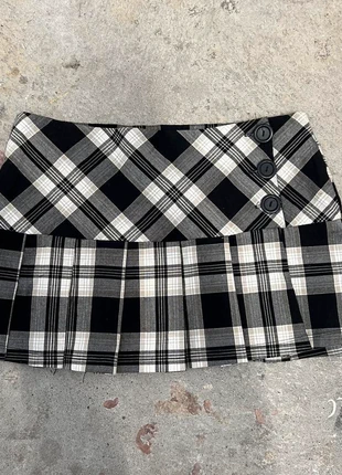 black and white low rise check gingham tailored ultra mini pleated skirt, brand: other, condition: Very good, size: XS / UK 4-6, £28.00, £30.10 includes Buyer Protection Pro
