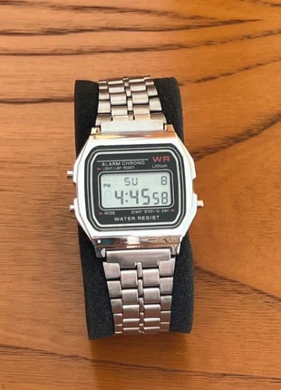Reloj estilo Casio plata, marque: CASIO, état: Neuf avec étiquette, taille: Taille unique, 6,00 €, 7,00 € Protection acheteurs incluse