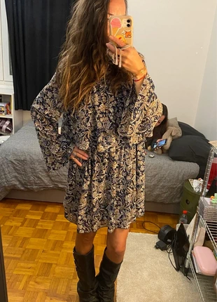 Robe d’hiver boho volantée ample Paisley bleu marine et beige - Missguided Taille 32/34, marque: Missguided, état: Très bon état, taille: XS / 34 / 6, 10,00 €, 11,20 € Protection acheteurs incluse