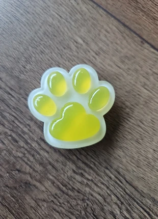 Yellow dog pauw popscoket, merk: POPSOCKETS, staat: Nieuw zonder prijskaartje, € 3,99, € 4,89 inclusief Kopersbescherming