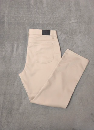 Pantalon Calvin Klein coupe droite style chino élastique beige logo patch brodé - L, brand: Calvin Klein, condizioni: Nuovo senza cartellino, taglia: L, €30.00, €32.20 include la Protezione acquisti
