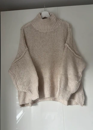 Pull oversize beige cocooning maille douce & col montant – look minimaliste chic, état: Très bon état, taille: Taille unique, 14,99 €, 16,44 € Protection acheteurs incluse