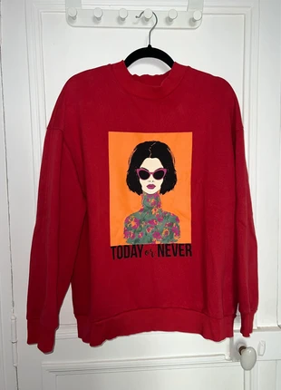 Sweat rouge épais “Today or Never”, merk: Pimkie, staat: Heel goed, maat: L / 40 / 12, € 8,00, € 9,10 inclusief Kopersbescherming