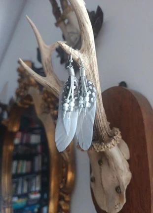 Boucles d'oreilles bohèmes à plumes grises, marque: Boucles d'oreilles à plumes grises, état: Neuf avec étiquette, 2,00 €, 2,80 € Protection acheteurs incluse