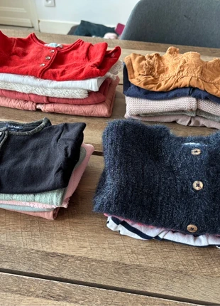 Lot de 18 hauts fille 3 mois – pulls, gilets et t-shirt 💕, marke: Kiabi, zustand: Sehr gut, größe: 3-6 Monate / 62, 15,00 €, 16,45 € inklusive Vinted-Käuferschutz