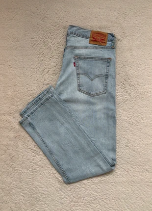 Pantalon jean Levi’s 513 vintage 00’s - Bleu clair - Slim Straight fit - 34x30 (FR44), brand: Levi's, condizioni: Ottime, taglia: IT 44 | W34, €27.90, €30.00 include la Protezione acquisti Pro