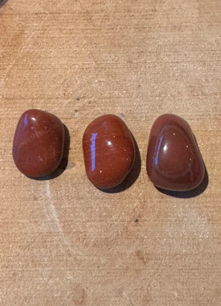 3 jaspe rouge L (ref308), marque: Pierre, état: Neuf sans étiquette, 5,00 €, 5,95 € Protection acheteurs (Pro) incluse