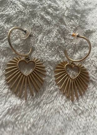 Boucles d’oreilles cœur doré, état: Très bon état, 4,00 €, 4,90 € Protection acheteurs incluse