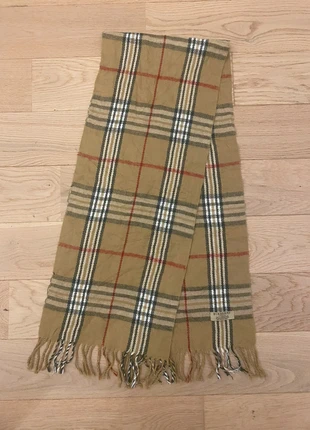 Écharpe Burberry marron, brand: Burberry, condition: Very good, €36.00, €38.50 includes Buyer Protection