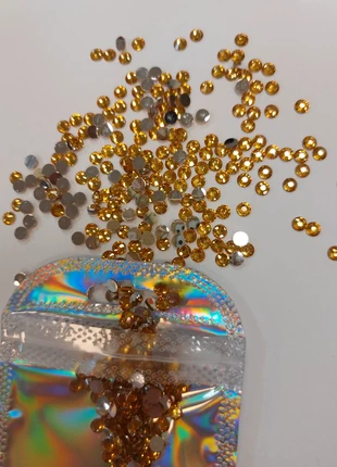 Strass SS16, marque: Strass, état: Comme neuf, 2,00 €, 2,80 € Protection acheteurs incluse