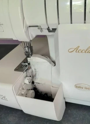 Bac à déchets pour surjeteuse Babylock Acclaim, marque: LJA 3D, état: Très bon état, 15,00 €, 16,45 € Protection acheteurs (Pro) incluse