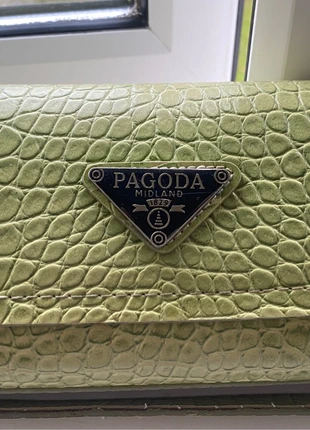 Green Vintage Clutch, brand: Pagoda Midland 1829, condition: Very good, €15.00, €16.45 includes Buyer Protection