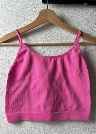 FB Sister Crop Top Pink S – Gerippt, Stretch, Spaghettiträger, Sommer Basic, marke: FB Sister, zustand: Sehr gut, größe: S / 36 / 8, 4,60 €, 5,53 € inklusive Vinted-Käuferschutz