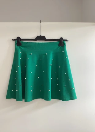 Leuk rokje met parels 36 38 40, staat: Heel goed, maat: S / 36 / 8, € 1,00, € 1,75 inclusief Kopersbescherming