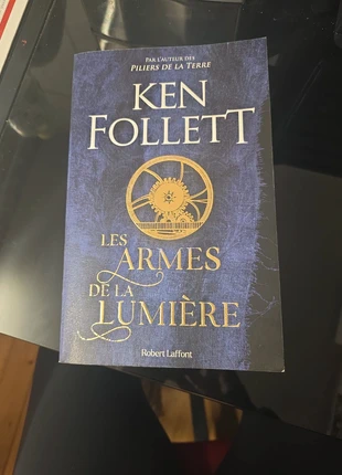 Livre les armes de la lumière, état: Très bon état, 3,00 €, 3,85 € Protection acheteurs incluse