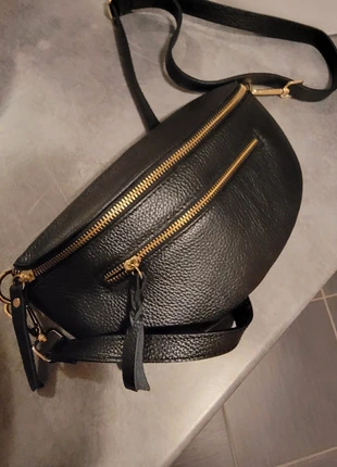 Sac banane femme noir, brand: Boutique indépendante, condizioni: Ottime, €11.00, €12.25 include la Protezione acquisti