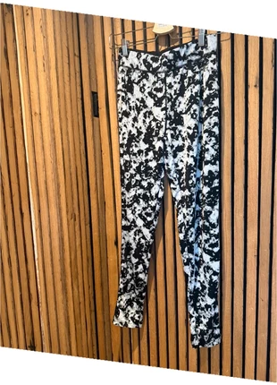 Uitverkoop Uitverkoop Sale, merk: Trendy, staat: Heel goed, maat: M / 38 / 10, € 5,00, € 5,95 inclusief Kopersbescherming