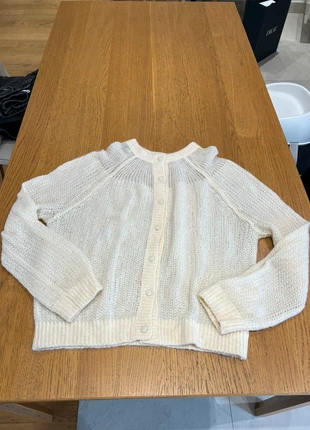 Pull maille beige avec laine double style Zara neuf, marque: Zara, état: Neuf sans étiquette, taille: M / 38 / 10, 10,00 €, 11,20 € Protection acheteurs incluse