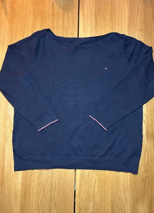 Donkerblauwe Trui met Boothals & Subtiel Logo – Zachte Knit, marca: Tommy Hilfiger, estado: Muy bueno, tamaño: M / 38 / 10, 17,50 €, 19,08 € Protección al comprador incluida