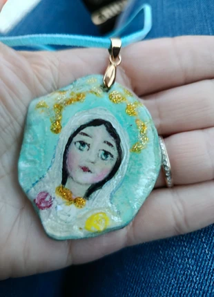 Collier artisanal Vierge marie peint entièrement à la main, marca: Fabrication Artisanale, estado: Novo sem etiquetas, €10.00, €11.20 inclui Proteção do Comprador