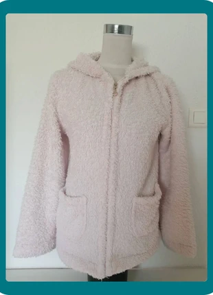 Blouson polaire couleur rose taille M =7€, marke: R&B, zustand: Gut, größe: M / 38 / 10, 7,00 €, 8,05 € beinhaltet Vinted-Käuferschutz Pro