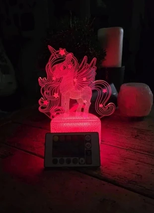🦄 Lampe 3D Licorne – Télécommande & couleurs changeantes, neuve, marque: licorne, état: Très bon état, 9,50 €, 10,68 € Protection acheteurs (Pro) incluse