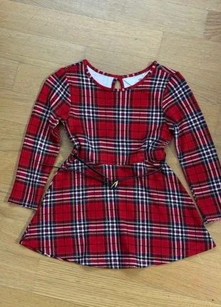 H&M rot kariertes Kleid mit Mini Gürtel – Gr. 92, merk: H&M, staat: Heel goed, maat: 24-36 maanden / 92 cm, € 3,00, € 3,85 inclusief Kopersbescherming