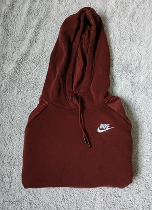 Sweat Nike rouge bordeaux, taille S, avec logo brodé, brand: Nike, condizioni: Ottime, taglia: S / IT 40 / EU 36, €14.00, €15.40 include la Protezione acquisti
