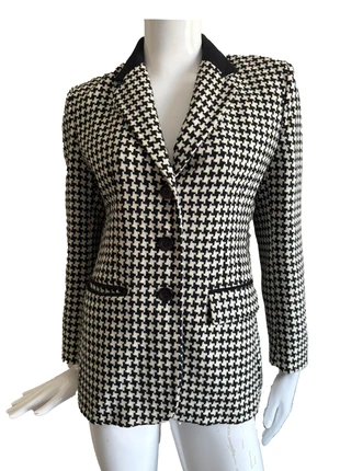 Blazer pied-de-poule en laine noir et blanc 123 taille 38, marca: Maison 123, estado: Muy bueno, tamaño: M / 38 / 10, 40,00 €, 42,70 € Protección al comprador incluida