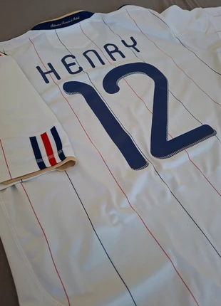 Maillot foot vintage Adidas équipe de France coupe du monde 2010 floqué Henry taille XL, marque: adidas, état: Très bon état, taille: XL, 115,00 €, 121,45 € Protection acheteurs incluse