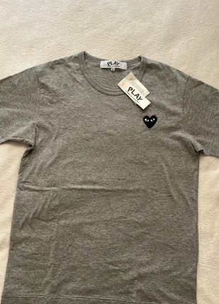 T-shirt Comme des Garçons Neuf avec étiquette, marca: Converse x Comme des Garçons, estado: Novo com etiquetas, tamanho: M, €35.00, €37.45 inclui Proteção do Comprador