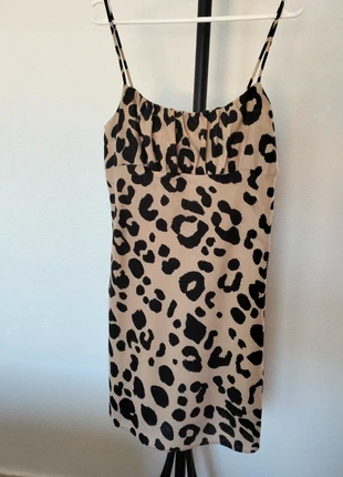 Vestido leopardo mujer 🐆🤎, merk: Mango, staat: Nieuw zonder prijskaartje, maat: XS / 34 / 6, € 12,00, € 13,30 inclusief Kopersbescherming