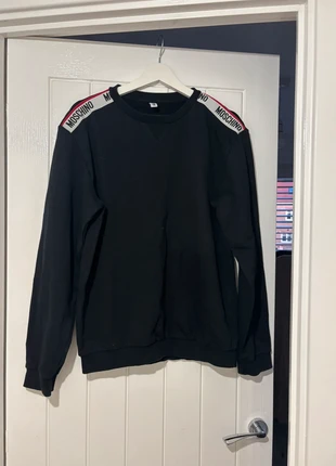 Moschino sweatshirt, brand: Moschino, condition: Very good, size: M, £30.00, £32.20 includes Buyer Protection