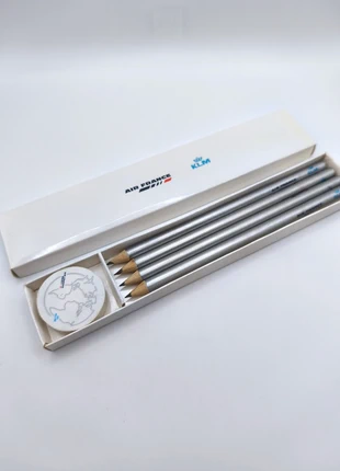 Boîte vintage Air France crayons à papier avec gomme objet de collection ADSC1, brand: Air France, condizioni: Ottime, €30.00, €32.20 include la Protezione acquisti Pro