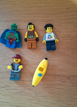 Lot de 4 figurines Lego, marke: LEGO, zustand: Sehr gut, größe: Einheitsgröße, 8,00 €, 9,10 € inklusive Vinted-Käuferschutz
