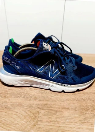 Chaussures Running,course à pied. New balance 690 v4 bleu.  Fr,Eu 45, Us 11,Uk 10.5, marque: New Balance, état: Très bon état, taille: 45, 28,00 €, 30,10 € Protection acheteurs incluse