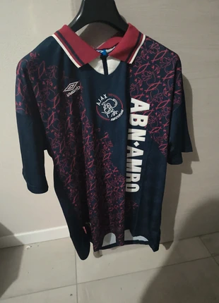 Maglia retro Ajax Umbro 1994/95 finale Champions 15 Kluivert - XL, marca: Umbro, estado: Novo com etiquetas, tamanho: XL, €49.00, €52.15 inclui Proteção do Comprador