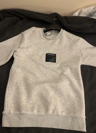 Grey adidas crewneck/jumper, brand: adidas, condition: Very good, size: XS, €16.00, €17.50 includes Buyer Protection