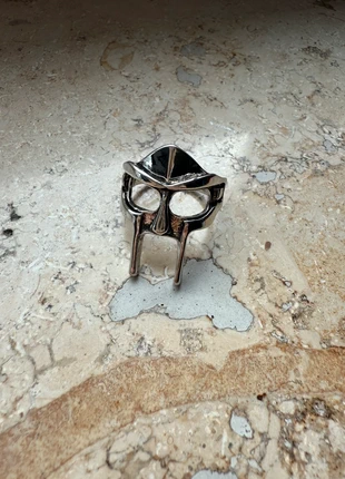 DOOM Ring einstellbar, brand: CHROME, condizioni: Nuovo senza cartellino, taglia: Regolabile, €5.00, €5.95 include la Protezione acquisti