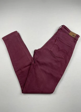 Jean levis bordeaux coupe skinny taille W27 L32, marke: Levi's, zustand: Zufriedenstellend, größe: M / 38 / 10, 4,00 €, 4,90 € inklusive Vinted-Käuferschutz
