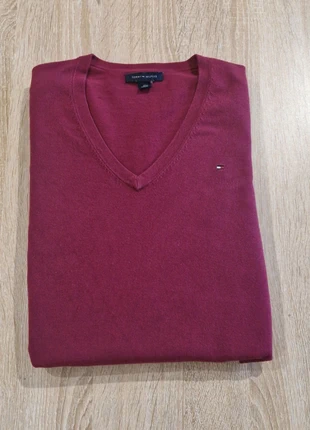 Pull tommy Hilfiger rouge xs col V, merk: Tommy Hilfiger, staat: Heel goed, maat: XS / 34 / 6, € 20,00, € 21,70 inclusief Kopersbescherming