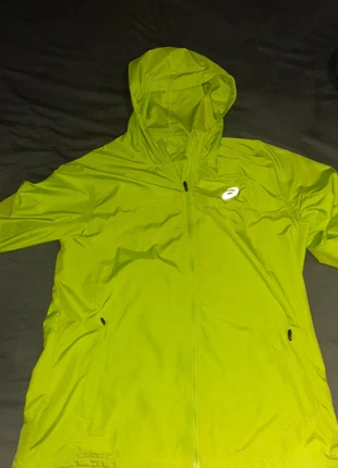 Asics vest, merk: Asics, staat: Heel goed, € 25,00, € 26,95 inclusief Kopersbescherming