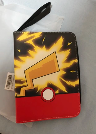 Carnet protège carte Pokémon enfant, merk: Pokémon, staat: Nieuw met prijskaartje, € 10,00, € 11,20 inclusief Kopersbescherming