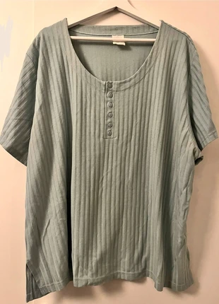 Geribt shirt vintage, merk: Vintage Dressing, staat: Heel goed, maat: 9XL / 58 / 30, € 7,50, € 8,58 inclusief Kopersbescherming