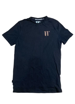 11 Degrees Black T-Shirt – Men’s Small | Premium Fit, brand: 11 Degrees, condition: Good, size: S, €1.00, €1.75 includes Buyer Protection