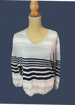 Pull Col en V rayé Tommy Hilfiger femme - taille XL, marque: Tommy Hilfiger, état: Très bon état, taille: XL / 42 / 14, 15,00 €, 16,45 € Protection acheteurs (Pro) incluse