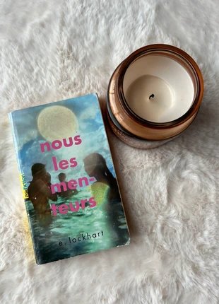 Nous les menteurs - e. Lockhart, staat: Heel goed, € 4,00, € 4,90 inclusief Kopersbescherming