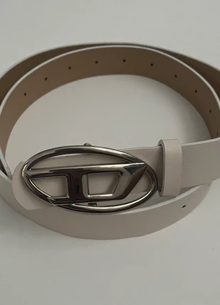 Cintura bianca stile y2k, marque: y2k, état: Neuf sans étiquette, taille: 105 cm, 13,99 €, 15,39 € Protection acheteurs incluse