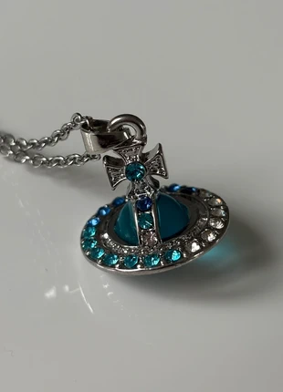 Collier bleue et argenté planète ronde y2k vintage inspiré de l’anime Nana, marque: Nana, état: Neuf sans étiquette, 30,00 €, 32,20 € Protection acheteurs incluse